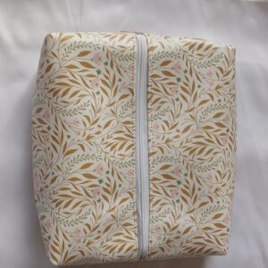 Necessairi em Sintético