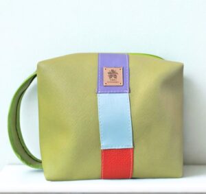 Necessaire em Sintético