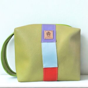 Necessaire em Sintético